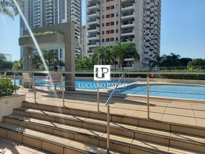 4b0b66f3-d4c3-4f75-95ef-034758 - 21