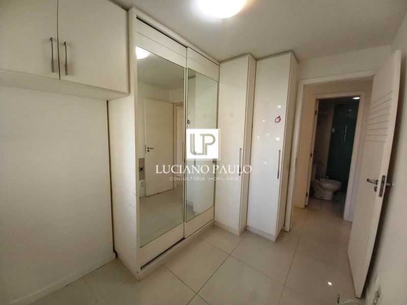 824f864c-bbb7-4c0a-82ae-9cf1b5 - 24