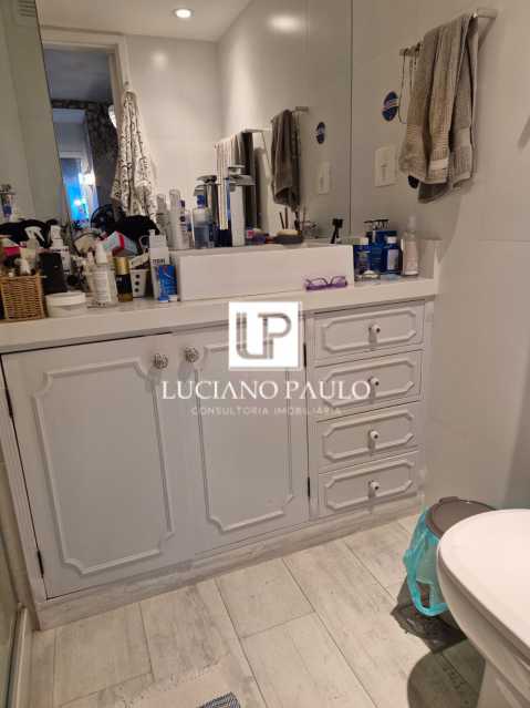 76a4cbb8-baf4-4aa3-886f-323f48 - 12