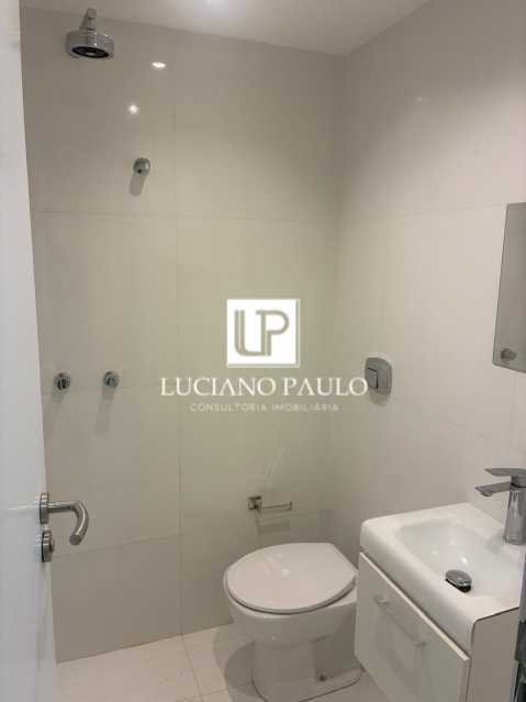 b0ea40de-8831-4997-8b5d-39cf57 - 17