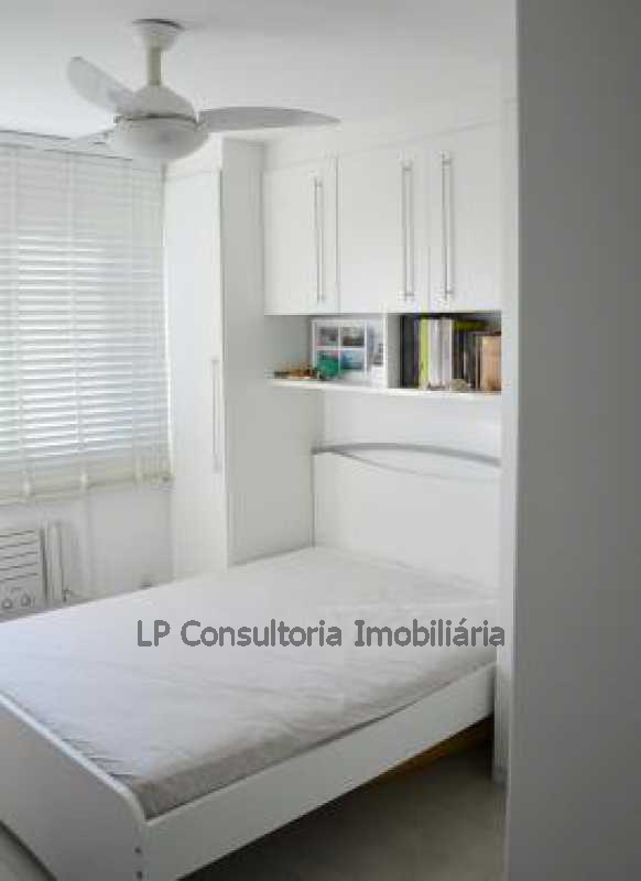 a108afe721d04f379d74_g - 4