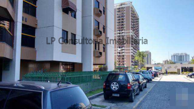 478512006983143 - 13