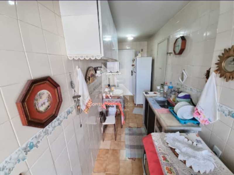 379ed760-16b8-40bb-a7c6-764932 - 19