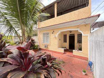 Ótima localização - Vendo Casa Duplex 3 Quartos Rua Castro Alves Meier - BJCV30061