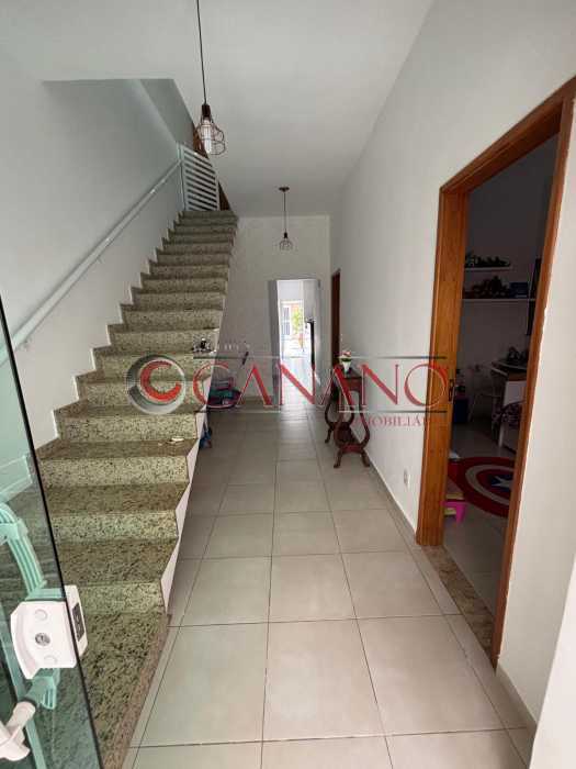 Conheça escada Daniel Carneiro 62 do imóvel - Casa de Vila à venda Rua Daniel Carneiro, Engenho de Dentro, Rio de Janeiro - R$ 600.000 - BJCV40035 - 15 escada Daniel Carneiro 62 - 15