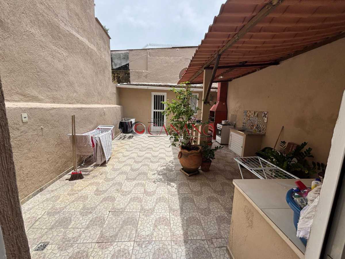 Conheça quintal 1 Daniel Carneiro 62 do imóvel - Casa de Vila à venda Rua Daniel Carneiro, Engenho de Dentro, Rio de Janeiro - R$ 600.000 - BJCV40035 - 28 quintal 1 Daniel Carneiro 62 - 28