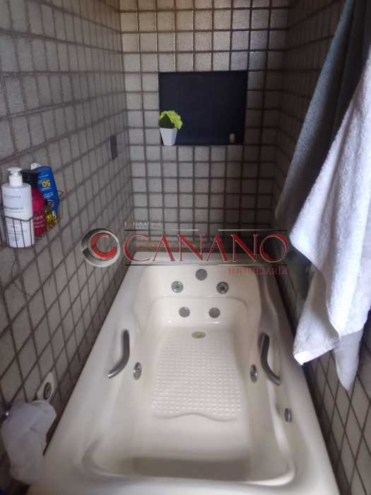 Conheça banheira Conselheiro Jobim 268 do imóvel - Apartamento à venda Rua Conselheiro Jobim, Engenho Novo, Rio de Janeiro - R$ 160.000 - BJAP21791 - 16 banheira Conselheiro Jobim 268 - 16