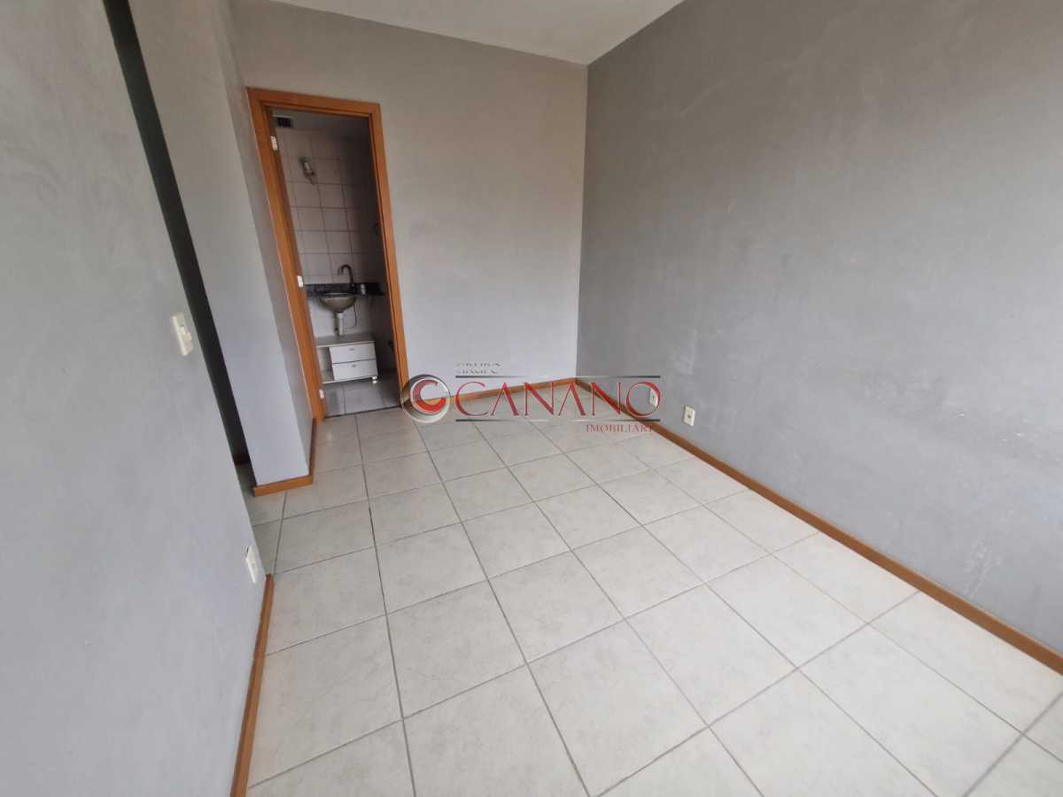 suite 2 Vaz de Toledo 217 ap 4 - 3