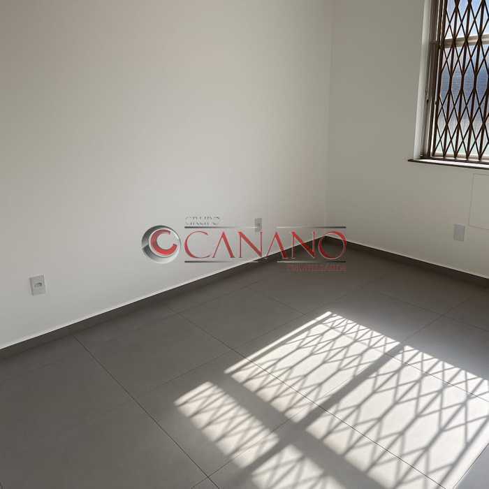 quarto a1 Vinte e Quatro de Ma - 8