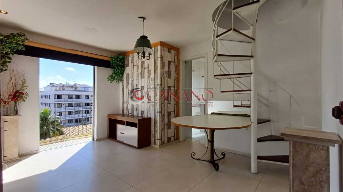 sala 1 Cristóvão Colombo 215 - 2