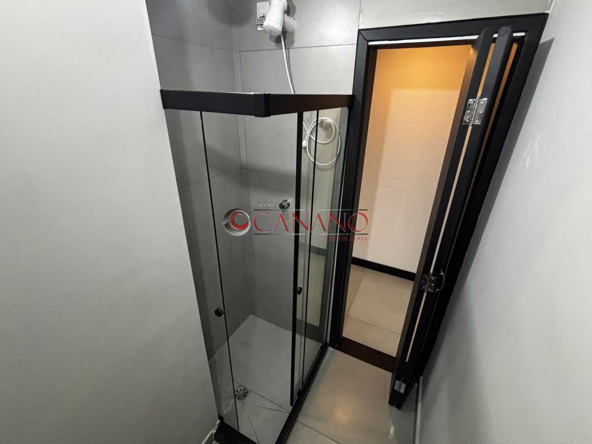 b5f659e8-98a1-453c-b985-b77940 - 17