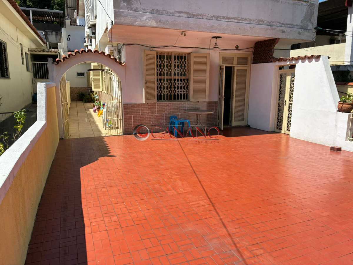 WhatsApp Image 2025-10-02 at 1 - 1