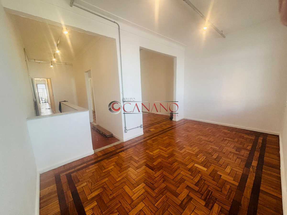 WhatsApp Image 2025-10-06 at 0 - 9