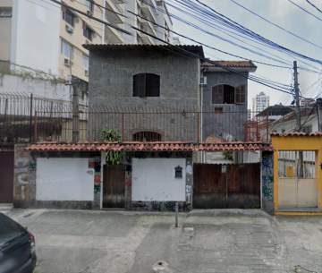 Casa Frente de Rua Duplex 3 Quartos 4 Vagas Rua Fabio Luz Méier - GCCA30065