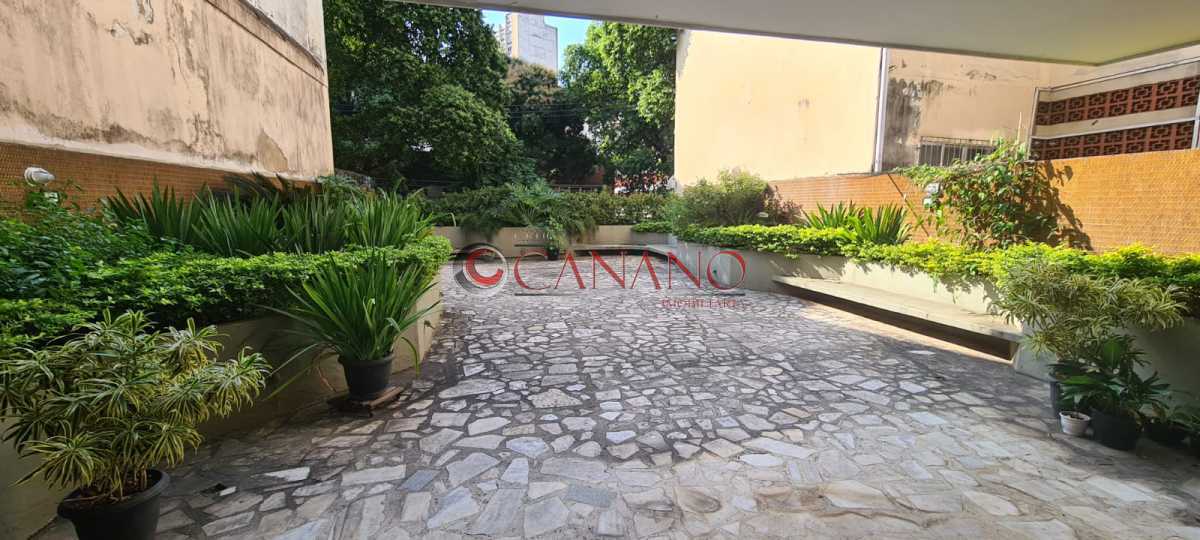 WhatsApp Image 2025-11-13 at 1 - 17