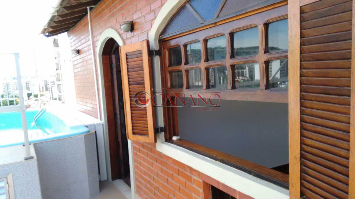 WhatsApp Image 2025-12-01 at 0 - 21