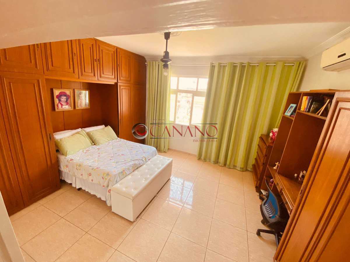 WhatsApp Image 2025-12-08 at 1 - 5