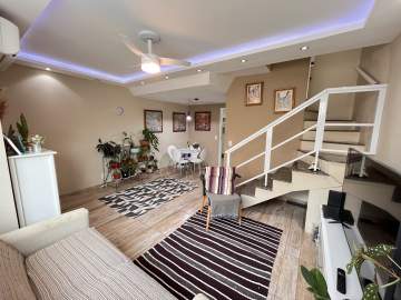 Imperdível - Casa Triplex 3 Quartos Suítes Vaga Rua Maranhão Méier - GCCN30025