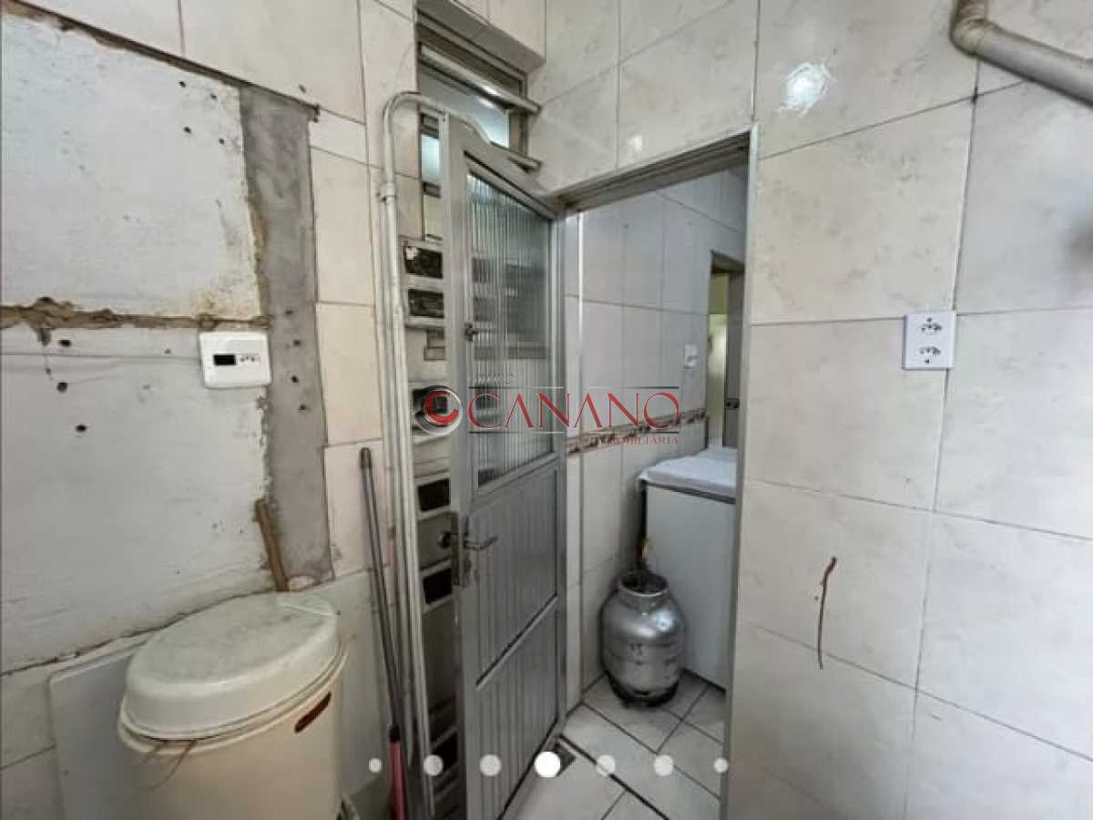 9045b126-6030-44b4-b6a3-406e2f - 24