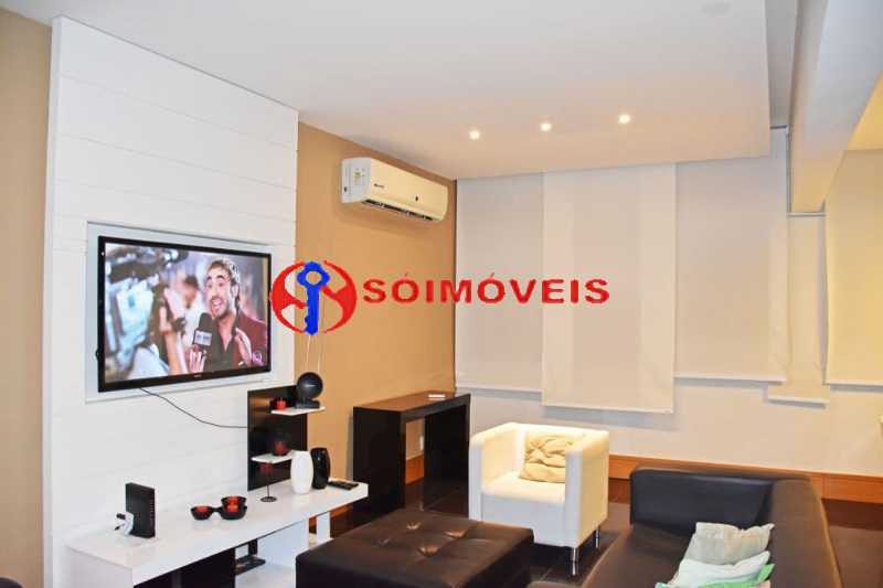 5742c92363462a3562f2b6b0faae97 - 2