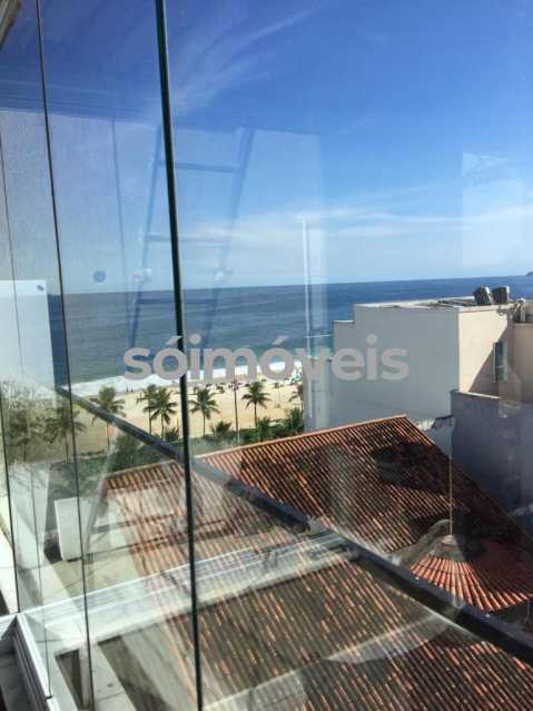 Conheça 2 do imóvel - MAGNÍFICA COBERTURA TRIPLEX EM IPANEMA COM VISTÃO MAR. IMÓVEL COM APROXIMADAMENTE 390 M² E 2 VAGAS DE GARAGEM. - LBCO40193 - 2 2 - 2