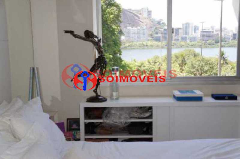 Conheça 4 do imóvel - Lagoa frontal, vista deslumbrante, reforma de arquiteto, lindíssimo. Varandão, sala ampla, 2 quartos. 1 vaga. Infra total - LBAP21872 - 5 4 - 5