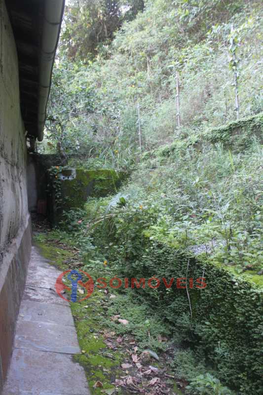 Conheça fundos terreno do imóvel - Casa Cosme Velho - LBCA40013 - 23 fundos terreno - 23