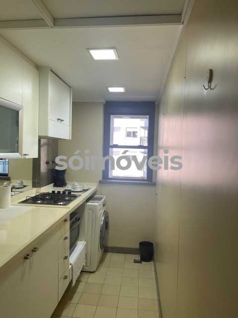 3180f586-30a4-419d-8fc0-4141fe - 12