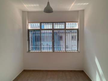 Apartamento à venda Rio de Janeiro,RJ Copacabana - R$ 400.000 - FLAP00709