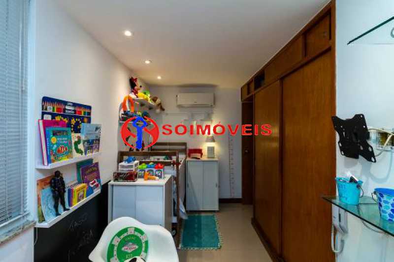 c0176603aebec5b7a799c56853567b - 16