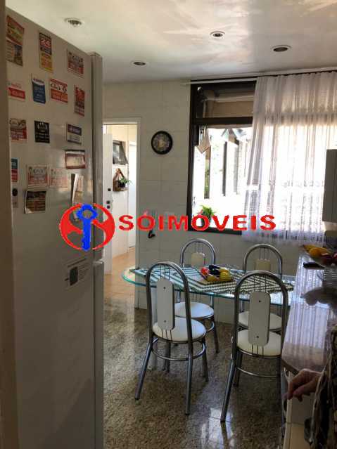 WhatsApp Image 2021-11-26 at 1 - 23