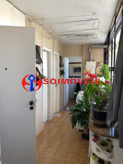 WhatsApp Image 2021-11-26 at 1 - 21