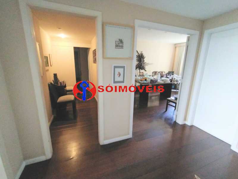 WhatsApp Image 2021-12-07 at 1 - 9