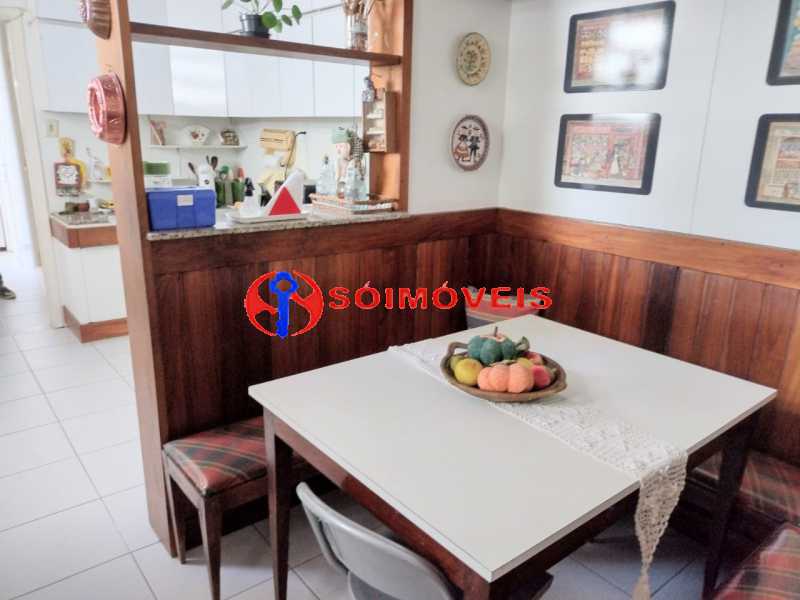 WhatsApp Image 2021-12-07 at 1 - 27