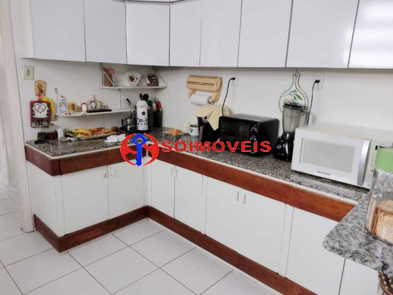 WhatsApp Image 2021-12-07 at 1 - 30