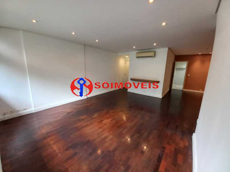 Conheça SALÃO_3 do imóvel - EXCELENTE IMÓVEL EM PRÉDIO REQUISITADO DO LEBLON. 130 M2, 4 QUARTOS, SUÍTE, DEPENDÊNCIAS, 1 VAGA ESCRITURADA. - LBAP42100 - 4 SALÃO_3 - 4
