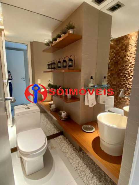 WhatsApp Image 2022-01-25 at 1 - 6