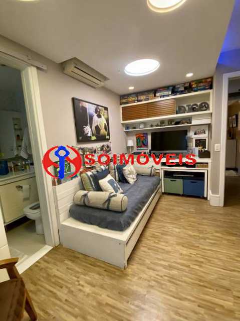 WhatsApp Image 2022-01-25 at 1 - 11