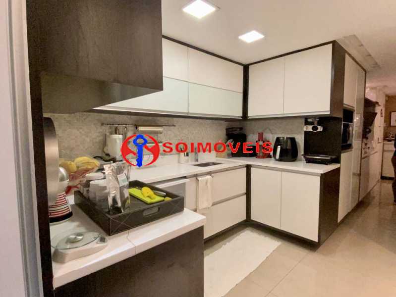 WhatsApp Image 2022-01-25 at 1 - 18