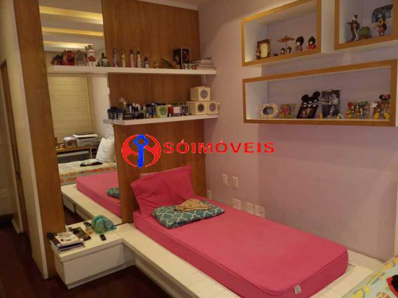 db833a75-a23e-4d09-92ae-081722 - 18