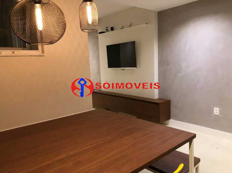 d561364f63ed5de7a7e7745b94ee15 - 23