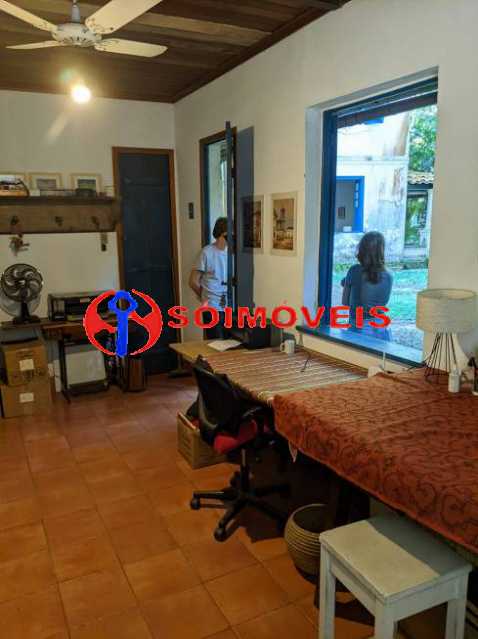 Conheça 14 do imóvel - NO ALTO DA BOA VISTA MARAVILHOSA CASA COLONIAL DE DOIS ANDARES TODA ARBORIZADA VAGA PARA TRÊS CARROS . DOC. OK .OPORTUNIDADE!!!! - LBCA40085 - 14 14 - 14