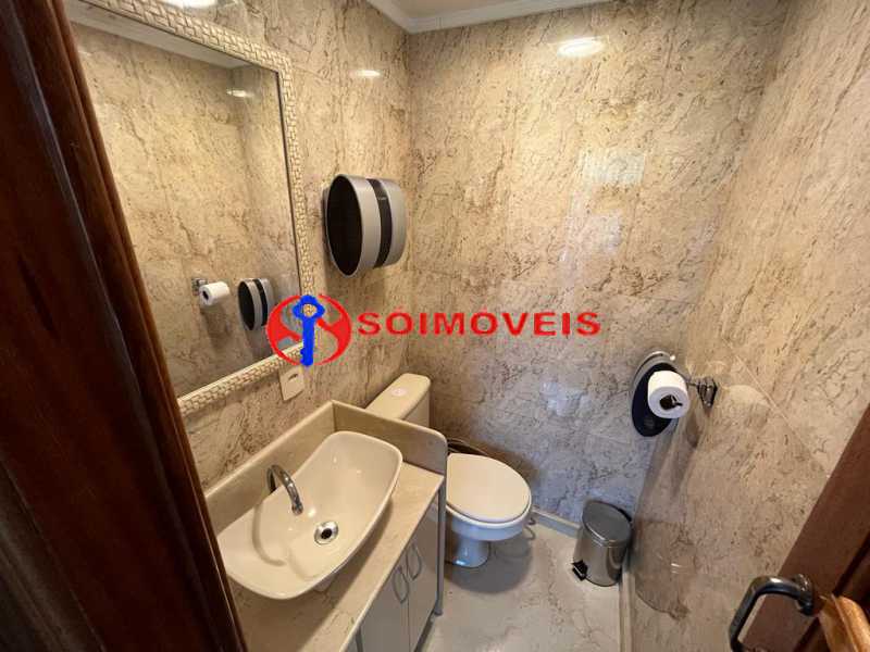 e6ca293a-d5e5-4461-8c4c-b4128c - 7