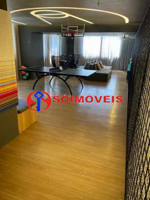 f7085fbe97a4fd04af71b4e60f35a4 - 24