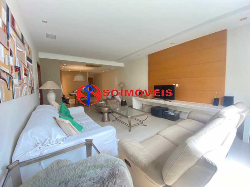 56102dad-3019-4480-b9c5-de69b1 - 3