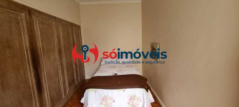 8b5c953c-341a-4c7f-951f-2ae8ae - 28