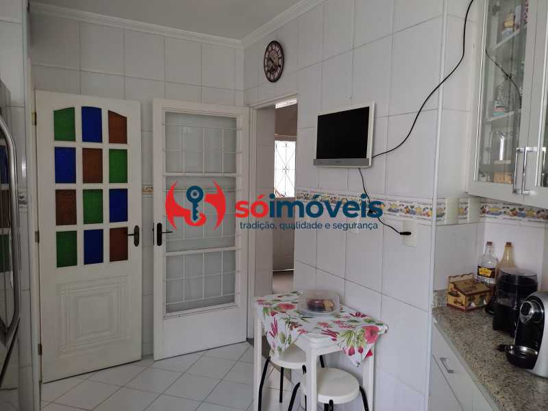 Conheça 9 do imóvel - Espetacular casa duplex! sala, 3 quartos, vaga e área externa. - LBCA30067 - 9 9 - 9