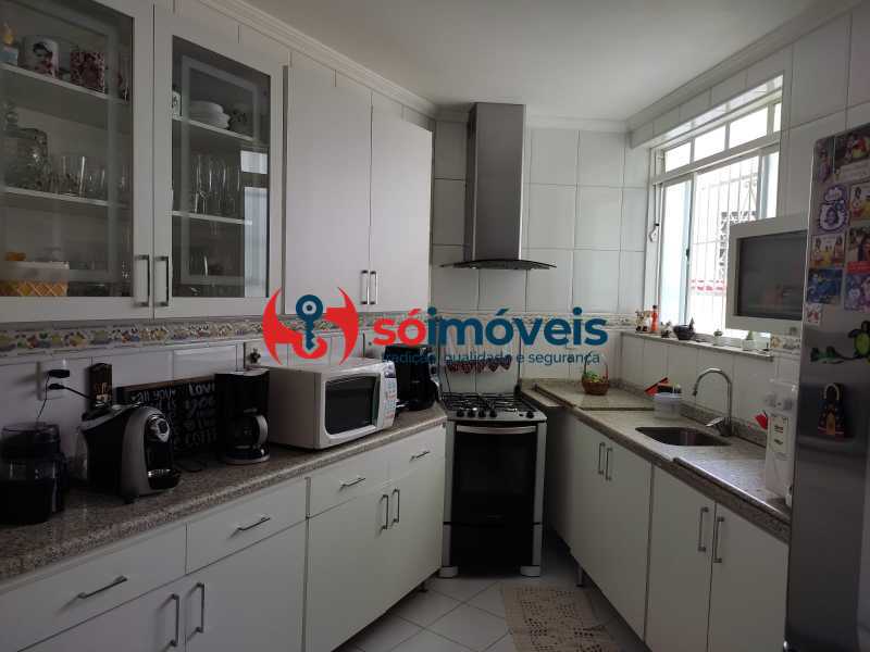 Conheça 13 do imóvel - Espetacular casa duplex! sala, 3 quartos, vaga e área externa. - LBCA30067 - 13 13 - 13