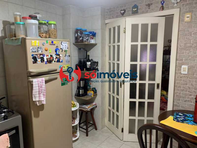 abc99ca9-9cf2-46b2-8708-dd7d9d - 17