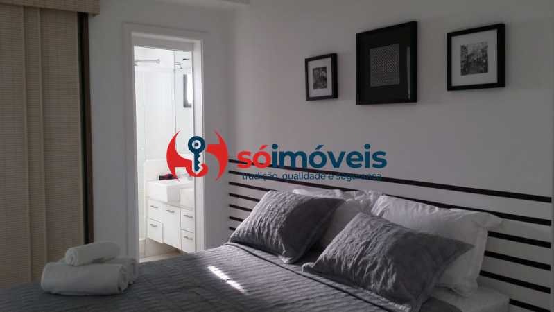 e1d88320-0d2a-4ddf-887a-5e9fc7 - 18